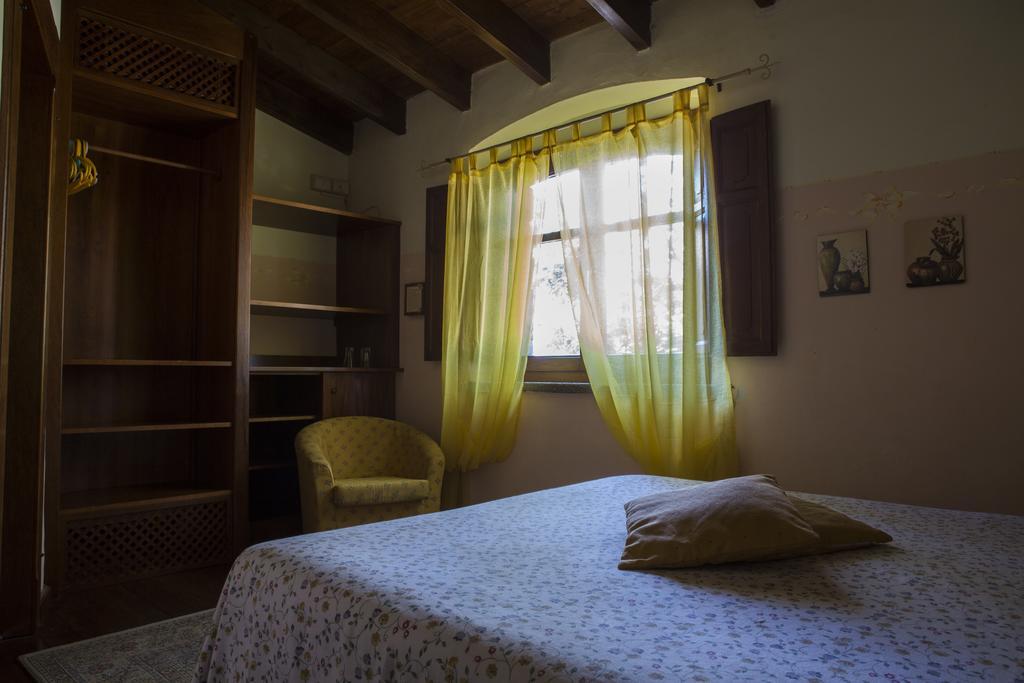 Country Hotel Mandra Edera Abbasanta Pokoj fotografie
