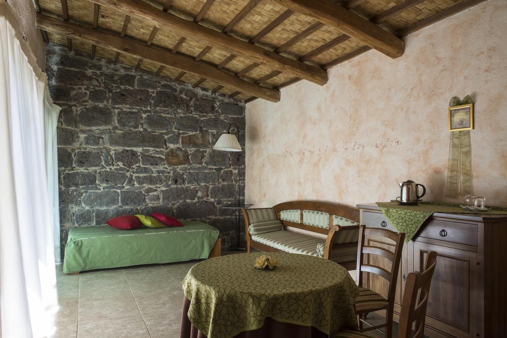 Country Hotel Mandra Edera Abbasanta Pokoj fotografie